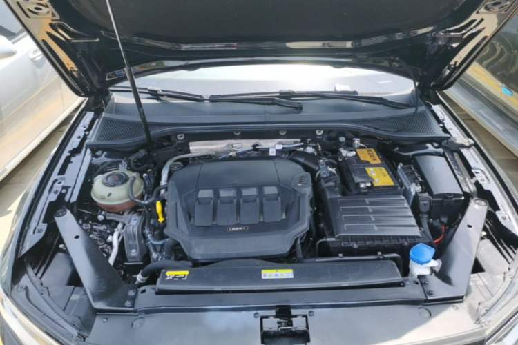Used Volkswagen Magotan 2020 330TSI DSG Luxury Edition Engine Bay