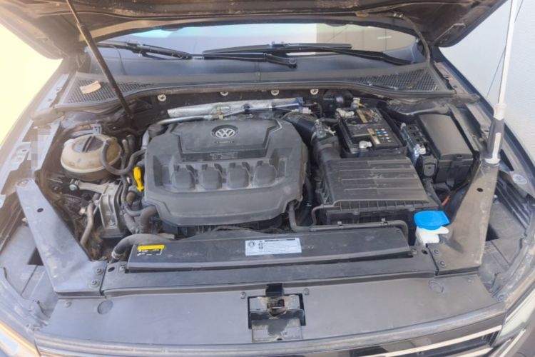Used Volkswagen Magotan 2020 330TSI DSG Luxury Edition Engine Bay