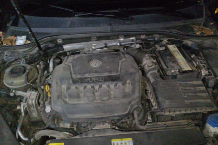 Used Volkswagen Magotan 2020 330TSI DSG Leading Model Engine Bay