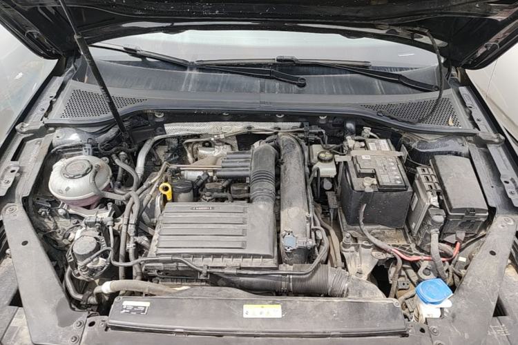 Used Volkswagen Magotan 2020 280TSI DSG Comfort Edition Engine Bay