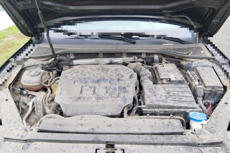 Used Volkswagen Magotan 2020 330TSI DSG Leading Model Engine Bay