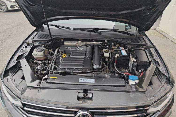 Used Volkswagen Magotan 2020 280TSI DSG Comfort Edition Engine Bay