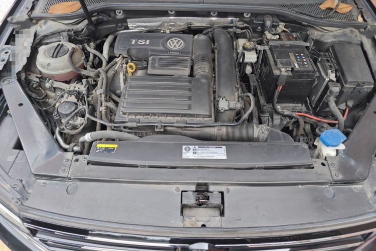 Used Volkswagen Magotan 2020 280TSI DSG Comfort Edition Engine Bay