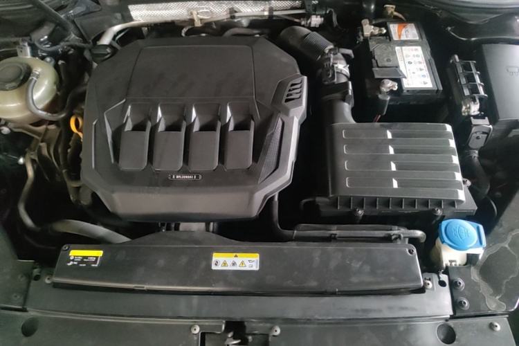 Used Volkswagen Magotan 2020 330TSI DSG Luxury Edition Engine Bay