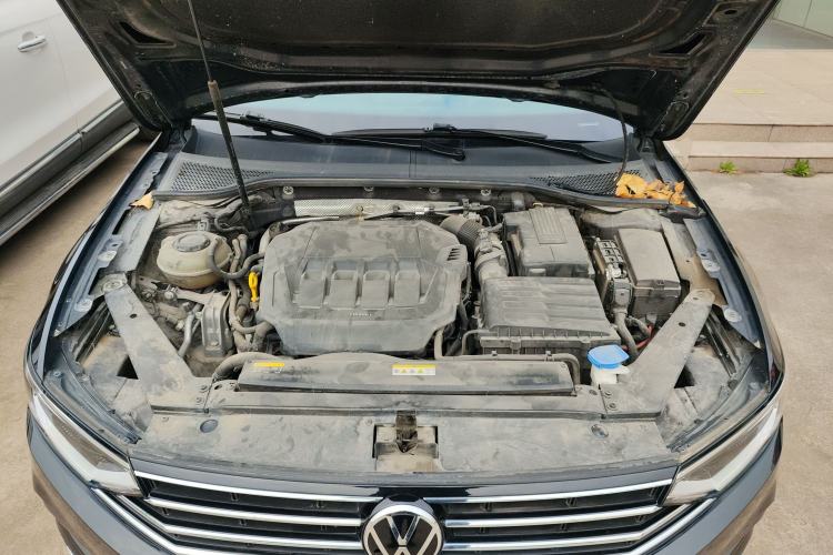 Used Volkswagen Magotan 2020 330TSI DSG Luxury Edition Engine Bay