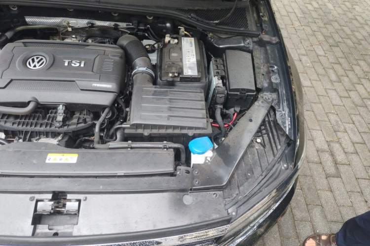 Used Volkswagen Magotan 2020 380TSI DSG Luxury Version Engine Bay Left