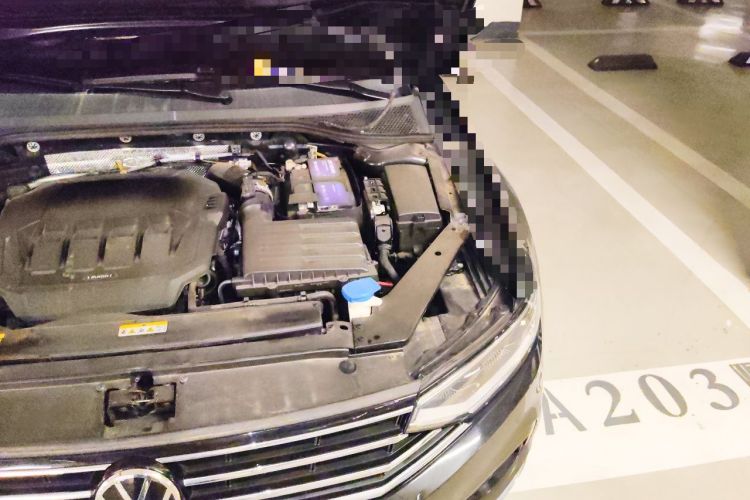 Used Volkswagen Magotan 2020 330TSI DSG Luxury Edition Engine Bay Left