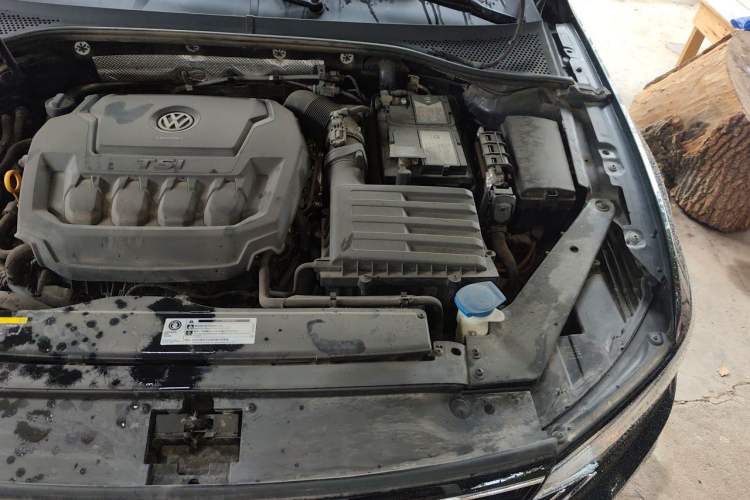 Used Volkswagen Magotan 2020 330TSI DSG Leading Model Engine Bay Left