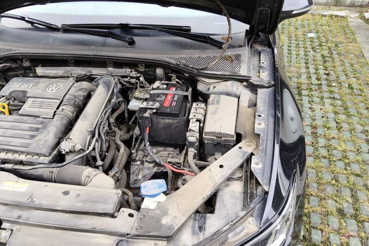 Used Volkswagen Magotan 2020 280TSI DSG Comfort Edition Engine Bay Left