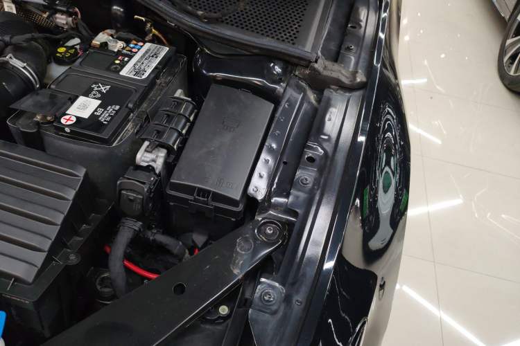 Used Volkswagen Magotan 2020 330TSI DSG Leading Model Engine Bay Left
