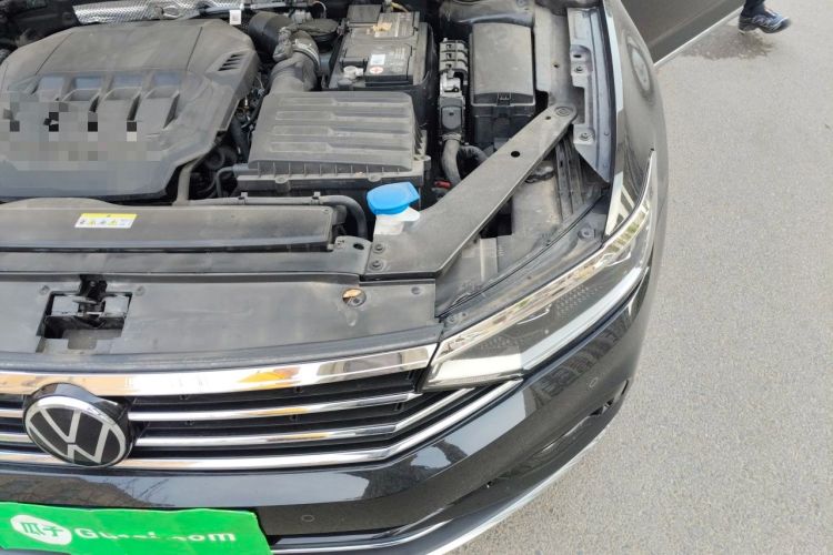 Used Volkswagen Magotan 2020 330TSI DSG Luxury Edition Engine Bay Left