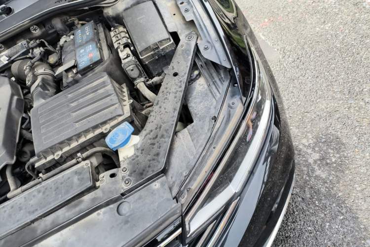 Used Volkswagen Magotan 2020 330TSI DSG Leading Model Engine Bay Left