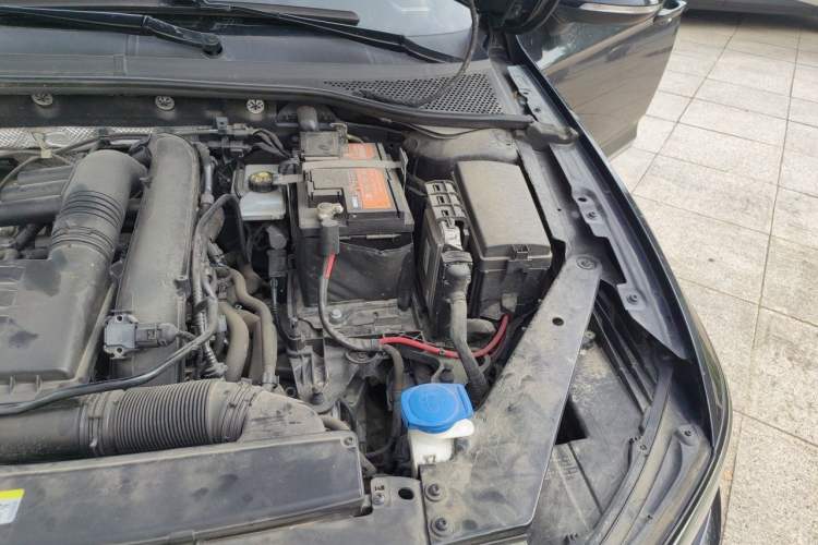 Used Volkswagen Magotan 2020 280TSI DSG Leading Edition Engine Bay Left