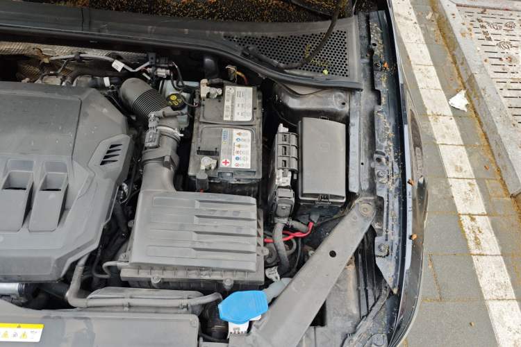 Used Volkswagen Magotan 2020 330TSI DSG Leading Model Engine Bay Left