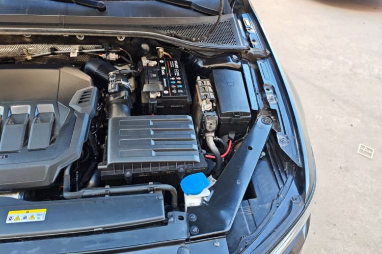 Used Volkswagen Magotan 2020 330TSI DSG Leading Model Engine Bay Left