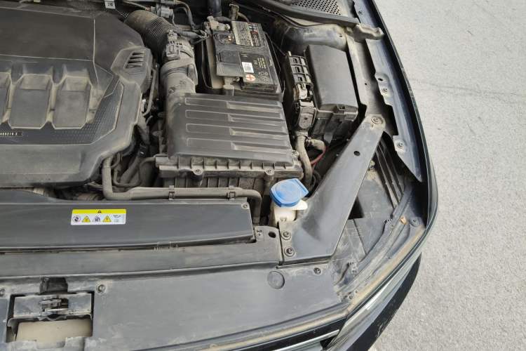 Used Volkswagen Magotan 2020 330TSI DSG Leading Model Engine Bay Left
