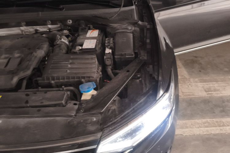 Used Volkswagen Magotan 2020 330TSI DSG Luxury Edition Engine Bay Left
