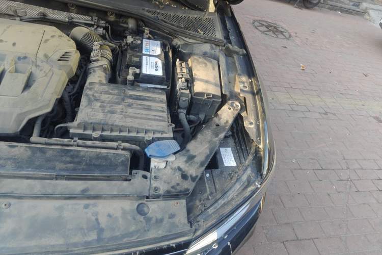 Used Volkswagen Magotan 2020 330TSI DSG Leading Model Engine Bay Left