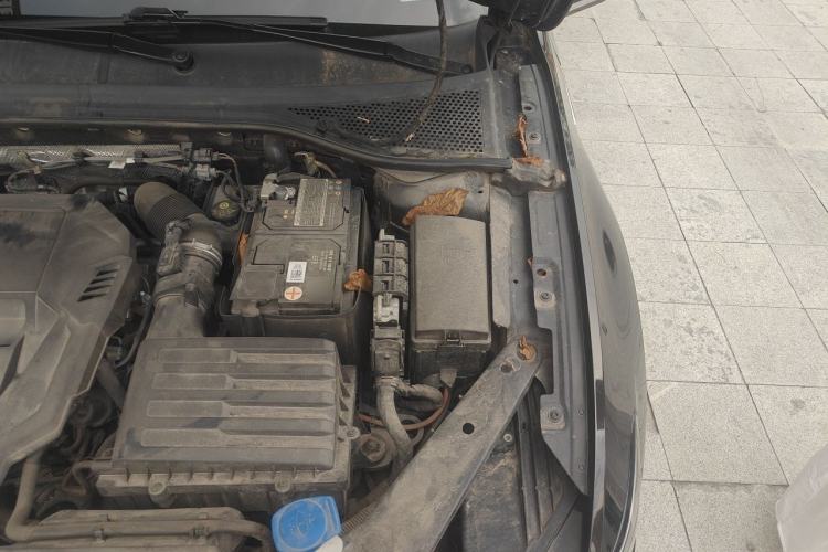 Used Volkswagen Magotan 2020 330TSI DSG Luxury Edition Engine Bay Left