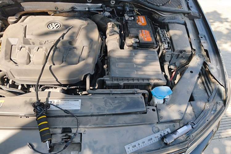 Used Volkswagen Magotan 2020 330TSI DSG Leading Model Engine Bay Left