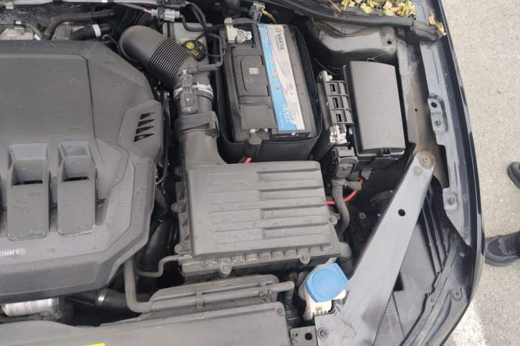 Used Volkswagen Magotan 2020 330TSI DSG Leading Model Engine Bay Left