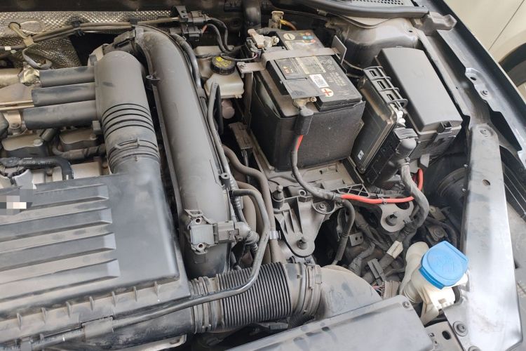 Used Volkswagen Magotan 2020 280TSI DSG Comfort Edition Engine Bay Left