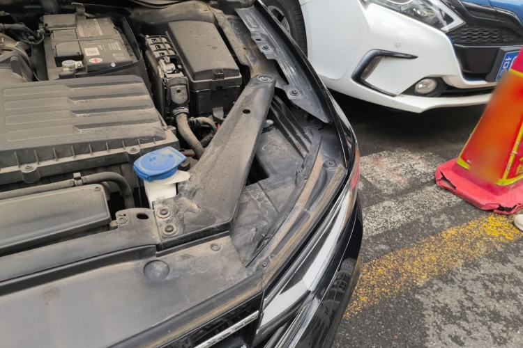 Used Volkswagen Magotan 2020 330TSI DSG Leading Model Engine Bay Left