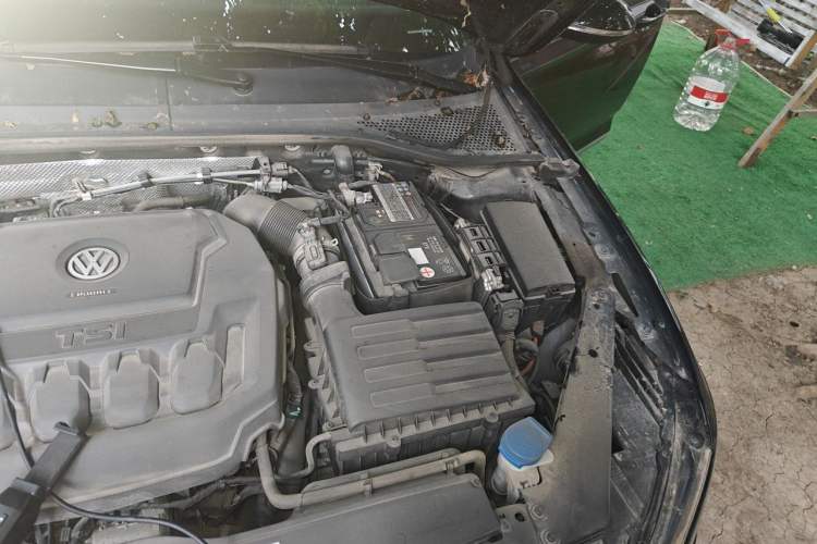 Used Volkswagen Magotan 2020 330TSI DSG Luxury Edition Engine Bay Left