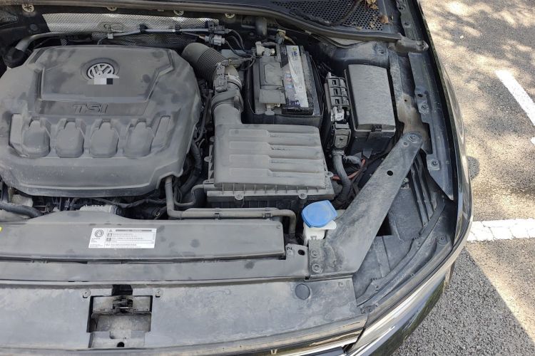Used Volkswagen Magotan 2020 330TSI DSG Leading Model Engine Bay Left