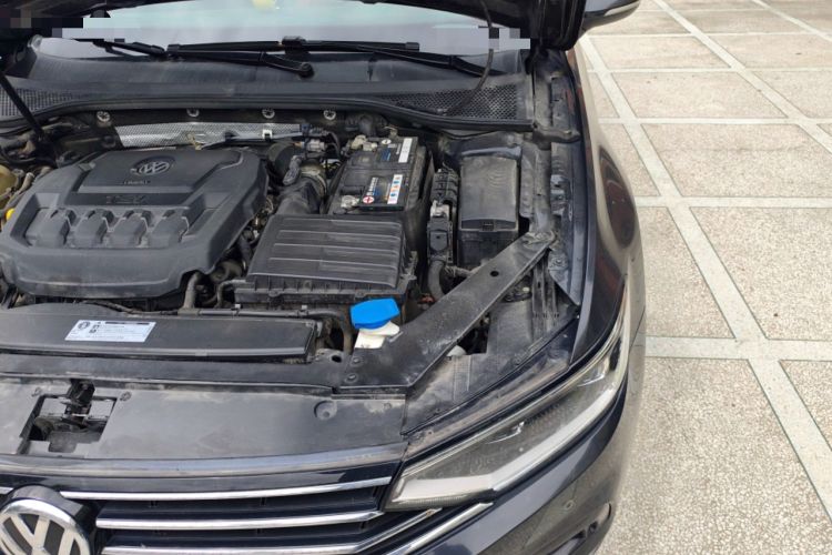 Used Volkswagen Magotan 2020 330TSI DSG Leading Model Engine Bay Left
