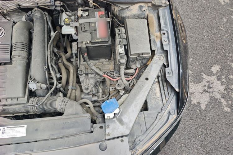 Used Volkswagen Magotan 2020 280TSI DSG Comfort Edition Engine Bay Left