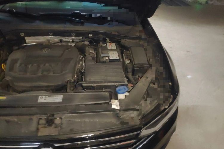 Used Volkswagen Magotan 2020 330TSI DSG Luxury Edition Engine Bay Left