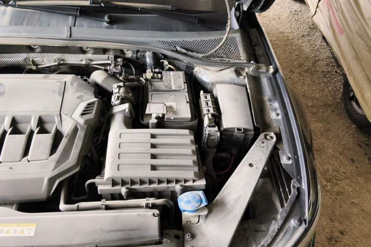 Used Volkswagen Magotan 2020 330TSI DSG Leading Model Engine Bay Left