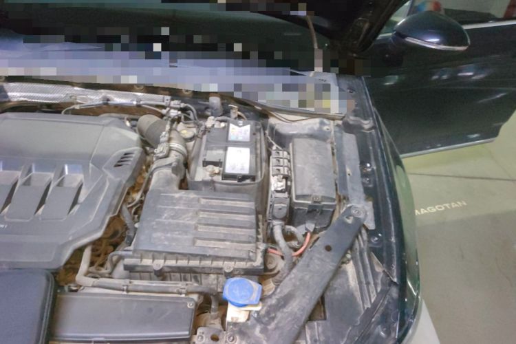 Used Volkswagen Magotan 2020 330TSI DSG Luxury Edition Engine Bay Left
