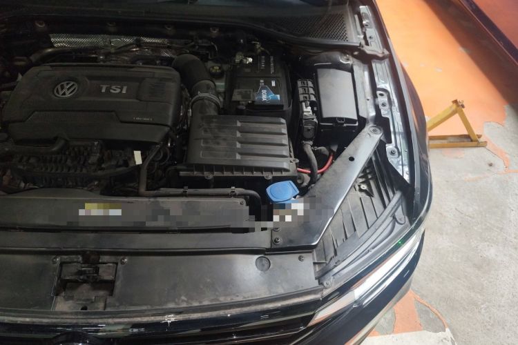 Used Volkswagen Magotan 2020 380TSI DSG Luxury Version Engine Bay Left
