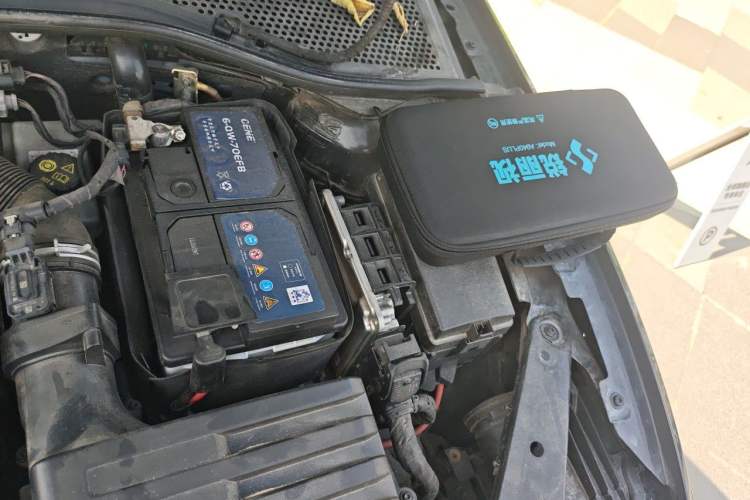 Used Volkswagen Magotan 2020 330TSI DSG Luxury Edition Engine Bay Left