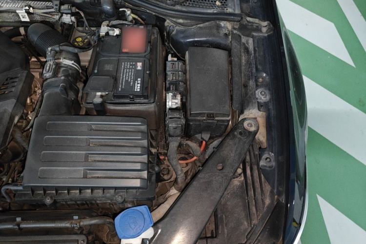 Used Volkswagen Magotan 2020 330TSI DSG Leading Model Engine Bay Left
