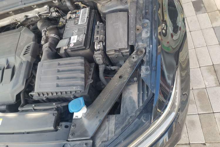 Used Volkswagen Magotan 2020 330TSI DSG Leading Model Engine Bay Left