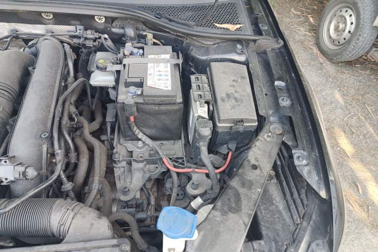 Used Volkswagen Magotan 2020 280TSI DSG Comfort Edition Engine Bay Left