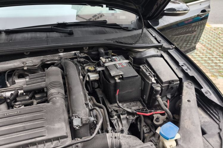 Used Volkswagen Magotan 2020 280TSI DSG Comfort Edition Engine Bay Left