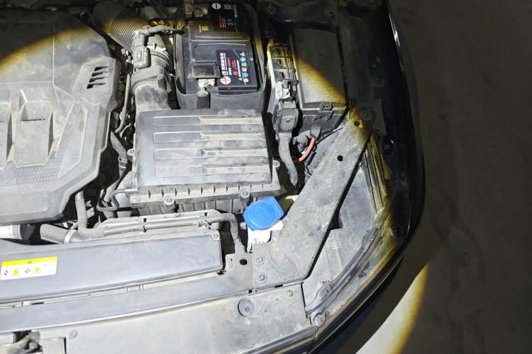 Used Volkswagen Magotan 2020 330TSI DSG Leading Model Engine Bay Left