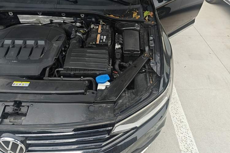Used Volkswagen Magotan 2020 330TSI DSG Leading Model Engine Bay Left