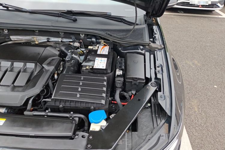 Used Volkswagen Magotan 2020 330TSI DSG Leading Model Engine Bay Left