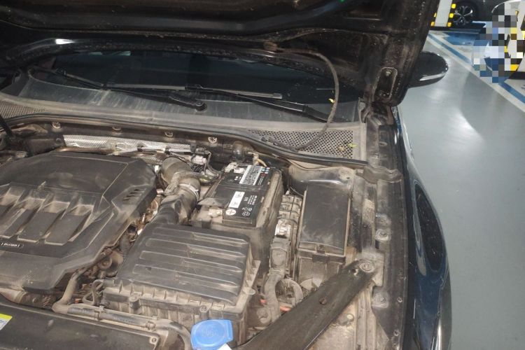 Used Volkswagen Magotan 2020 330TSI DSG Luxury Edition Engine Bay Left