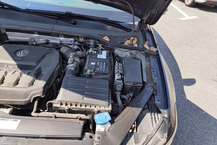 Used Volkswagen Magotan 2020 330TSI DSG Leading Model Engine Bay Left
