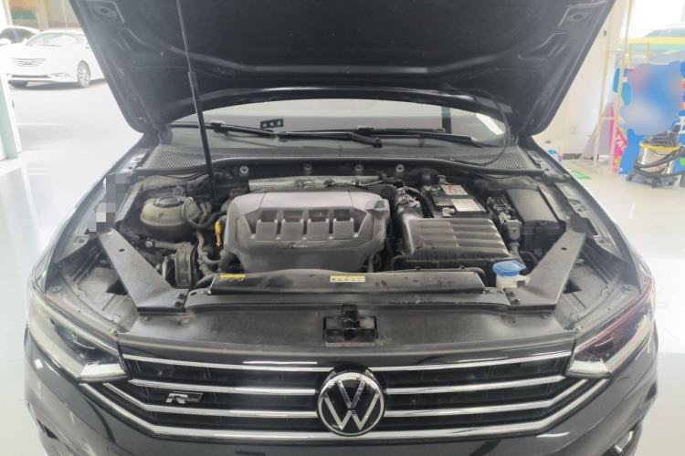 Used Volkswagen Magotan 2020 330TSI DSG Luxury Edition Engine Bay