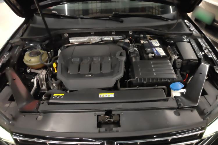 Used Volkswagen Magotan 2020 330TSI DSG Luxury Edition Engine Bay
