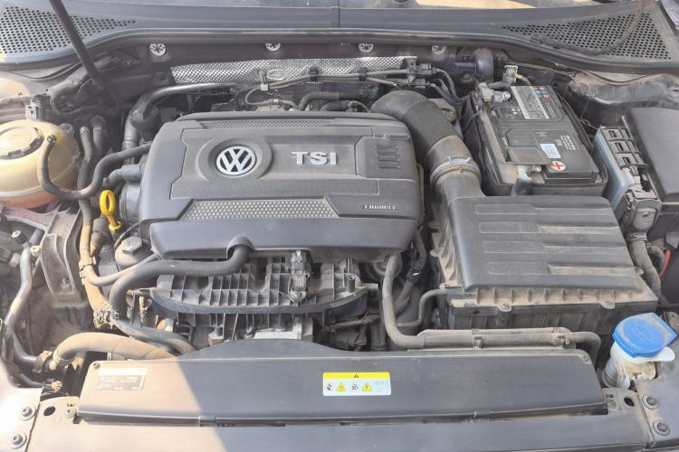 Used Volkswagen Magotan 2020 380TSI DSG Luxury Version Engine Bay
