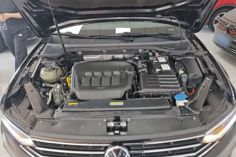 Used Volkswagen Magotan 2020 330TSI DSG Luxury Edition Engine Bay
