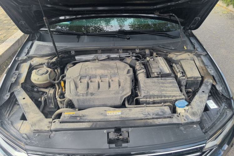 Used Volkswagen Magotan 2020 330TSI DSG Luxury Edition Engine Bay
